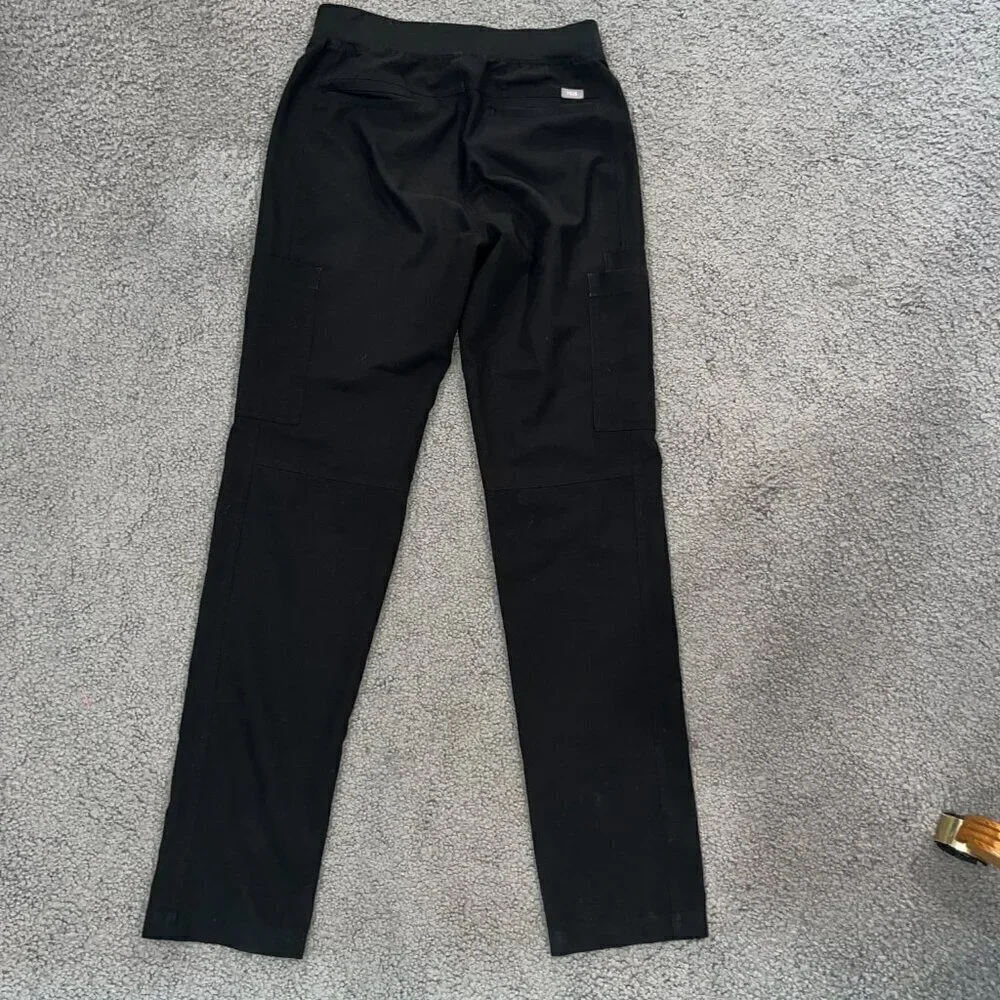FIGS Technical Limited Edition Slim Axim Cargo Scrub Pants Black Men's XS Tall